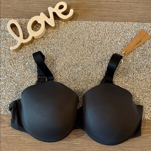 SKIMS Smoothing Full Coverage Lightly Lined Bra  Onyx black size 38DD NWT